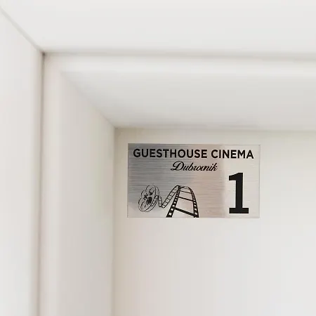 Guest House Cinema Close To Port Dubrovnik Exterior photo